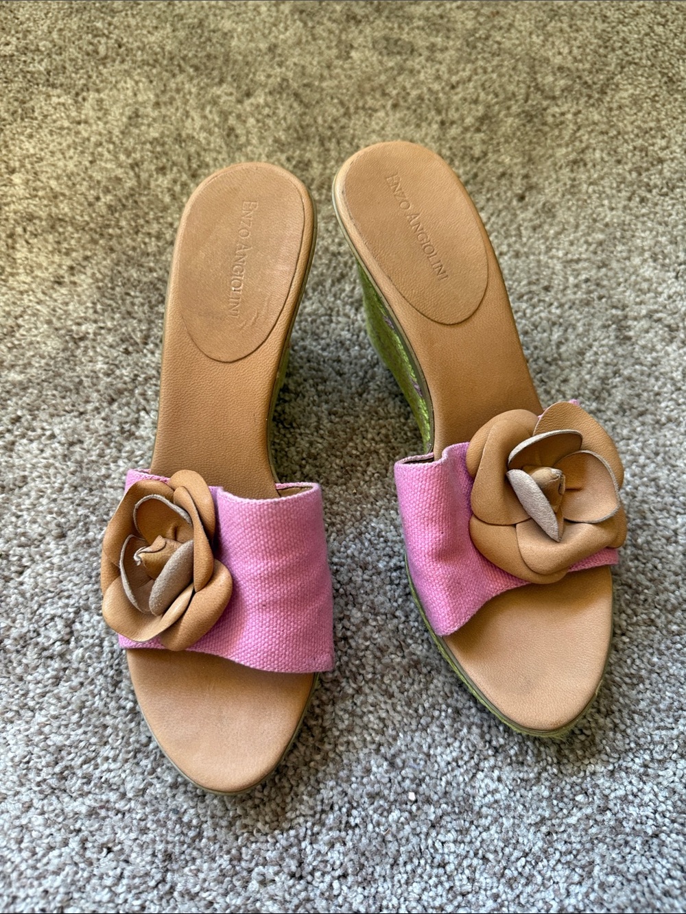 Enzo Angiolini Pink Slide Sandals with Tan Flower Accent